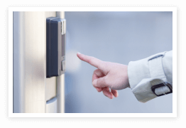 自宅に訪問をするスタッフのイメージ